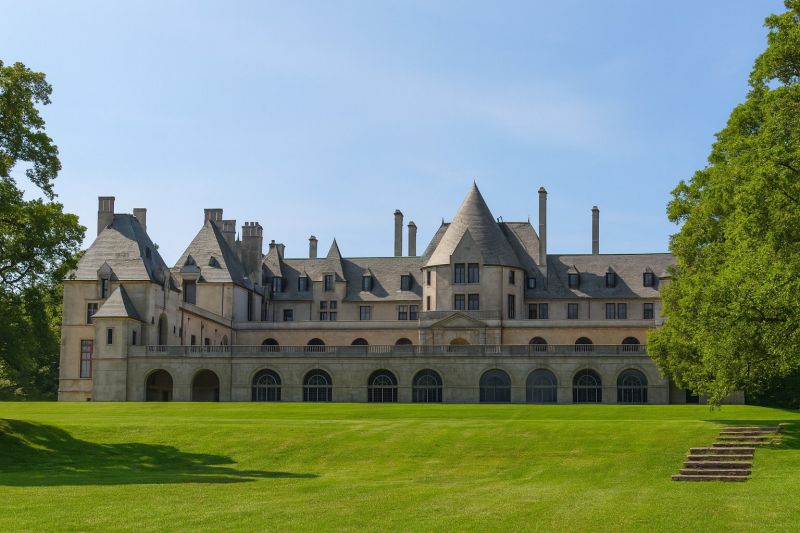 Best Bathroom Remodeling pros in Huntington, NY